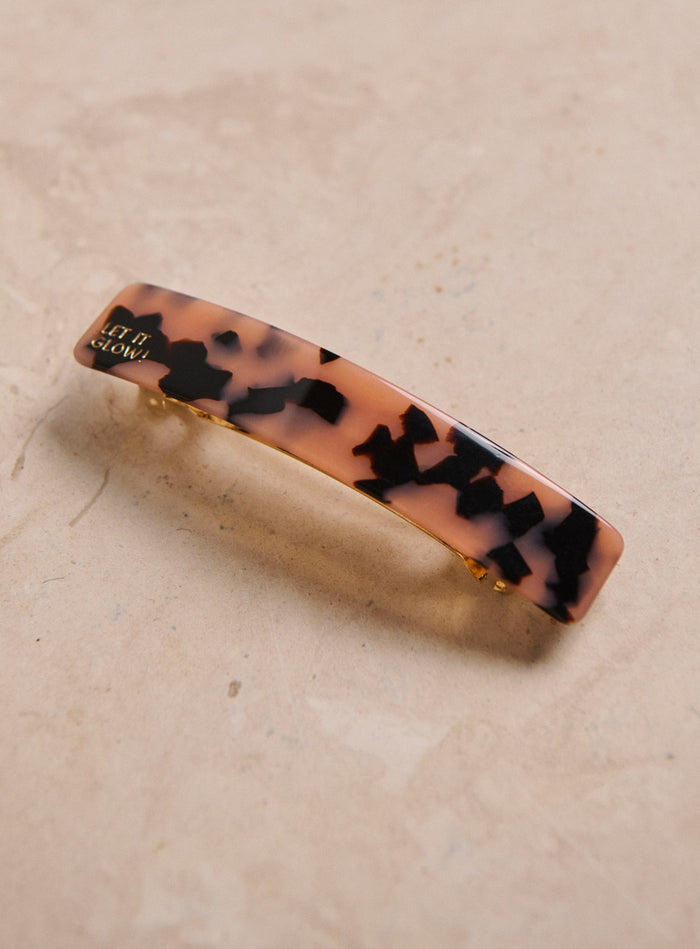 petite mendigote Barette rose 23 degres x Petite Mendigote