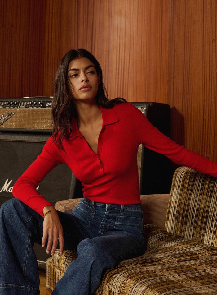 petite mendigote Mahi - Pull polo en maille rouge