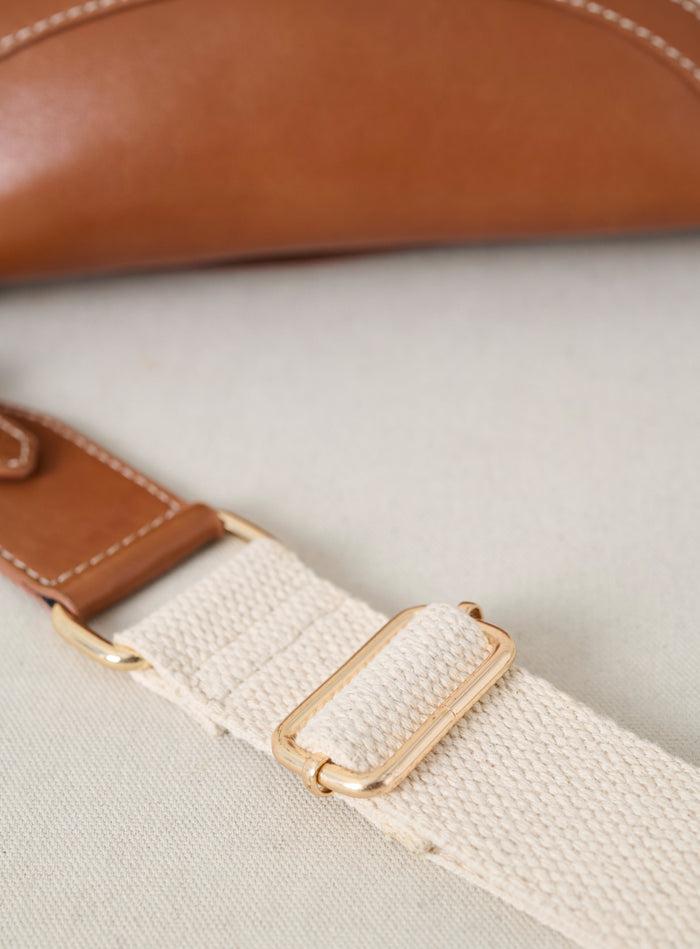 Petite Mendigote Sana - Sac Banane En Cuir Camel