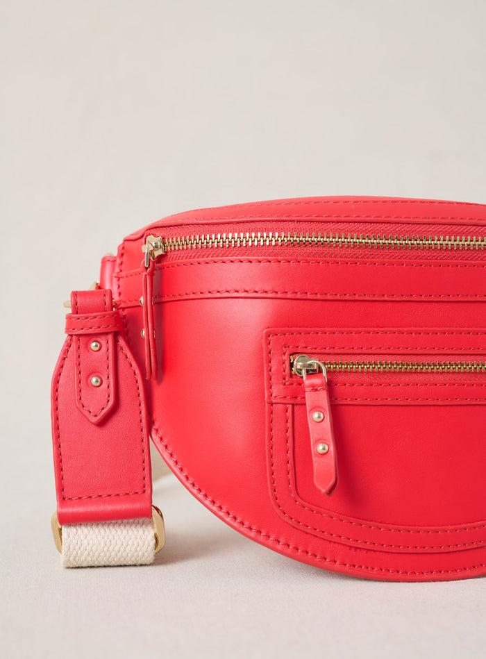 Petite Mendigote Sana - Sac Banane En Cuir Rouge