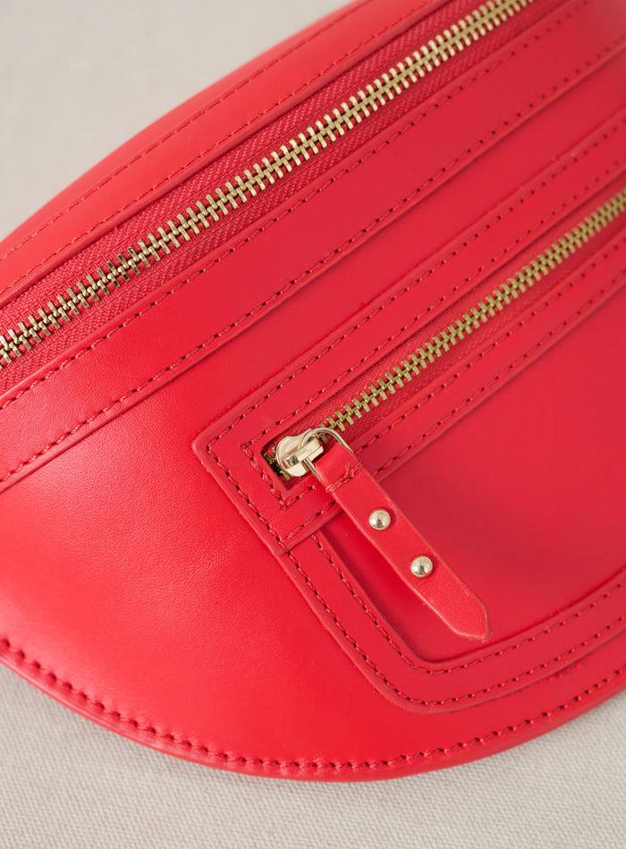 Petite Mendigote Sana - Sac Banane En Cuir Rouge