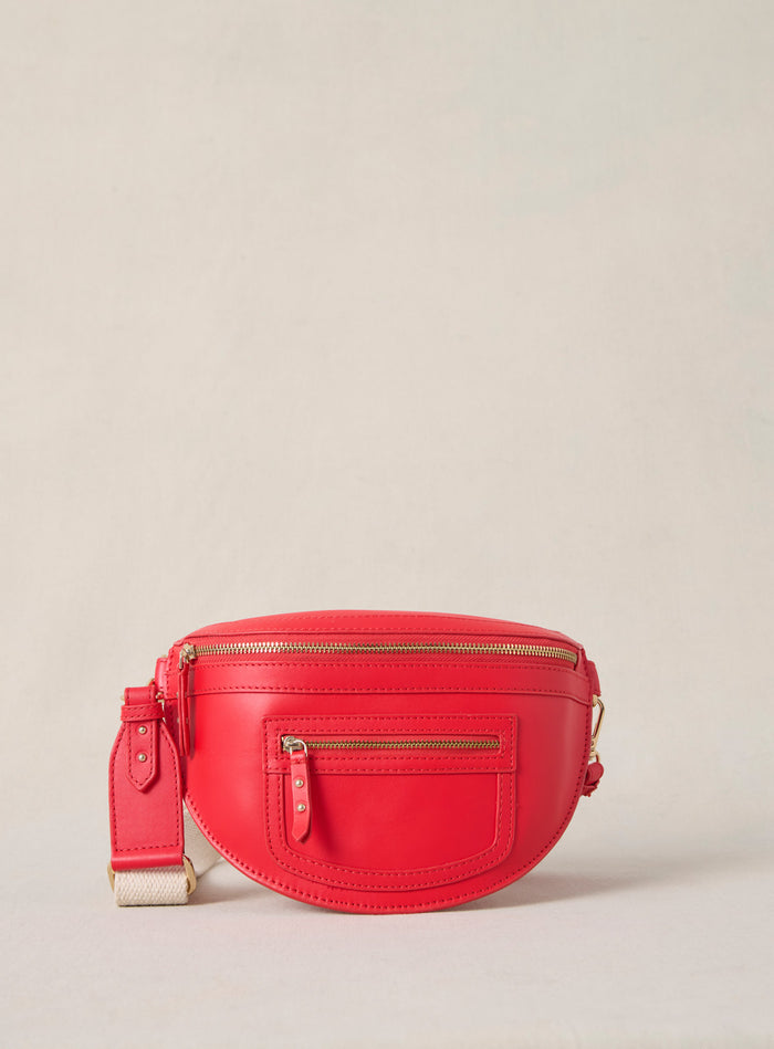 petite mendigote Sana - Sac banane en cuir rouge
