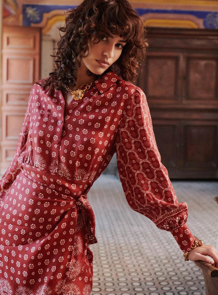 Petite Mendigote Romance - Robe Courte Portefeuille à Imprimé Rouge