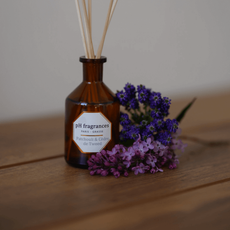 ph fragrances Bâtons à parfums Patchouli & Cèdre de Tweed ( 100 ml)