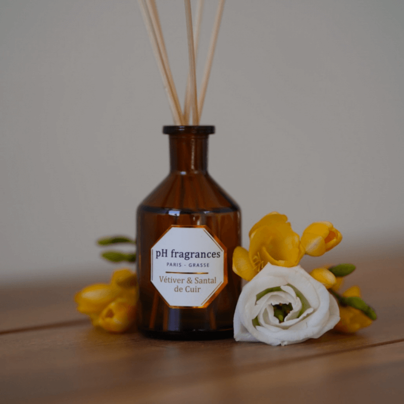 ph fragrances Bâtons à Parfums Vétiver & Santal de Cuir ( 100ml)