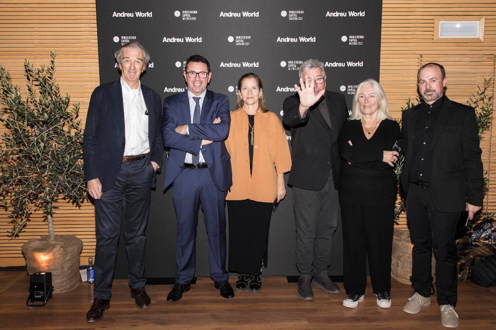 Philippe Starck 20E ANDREU WORLD INTERNATIONAL DESIGN CONTEST