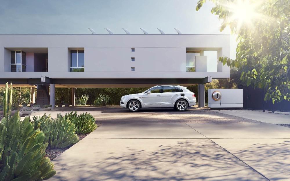 Philippe Starck BENTLEY X STARCK UNE COLLABORATION NÉE DE L’INTELLIGENCE TECHNOLOGIQUE