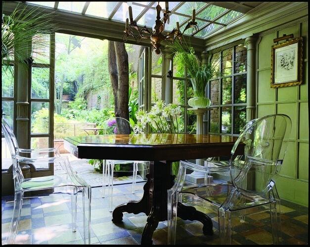 Philippe Starck Les 10 Ans De La Chaise Louis Ghost (KARTELL)