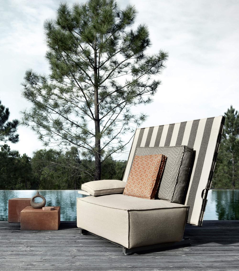 Philippe Starck OH IT RAINS - ÉLÉGANCE INTEMPORELLE CONFORT PROTECTEUR ET DESIGN INNOVANT POUR B&B ITALIA