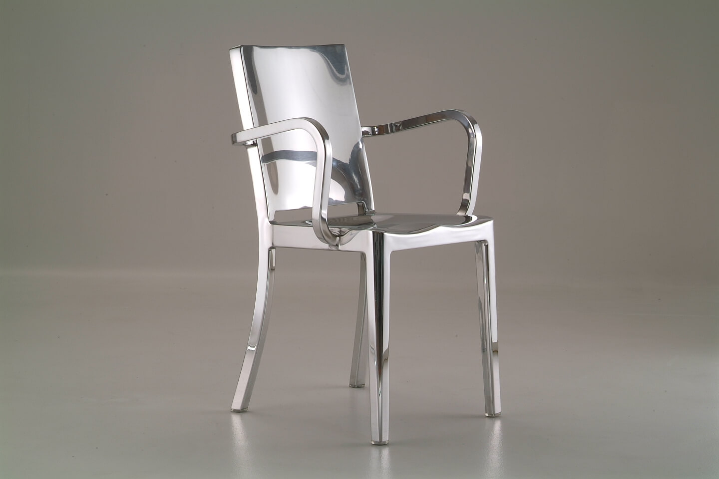Philippe Starck Philippe Starck & Emeco – Une Collaboration Conçue Pour Durer