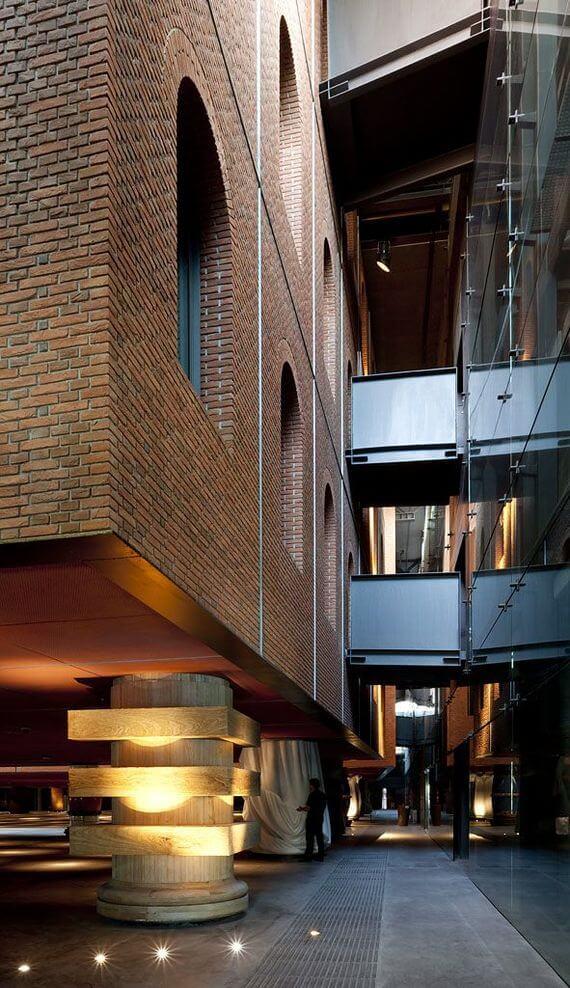 Philippe Starck La Alhondiga Bilbao