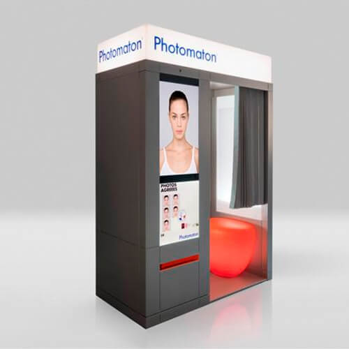 philippe starck Photomaton by Starck à La Galerie Kahn dans le cadre de Art Paris