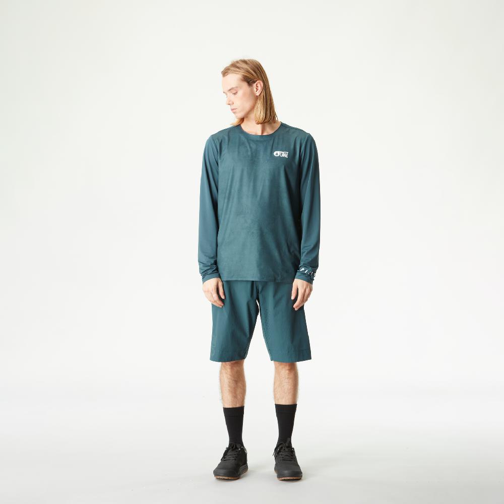 picture VELLIR STRETCH SHORTS