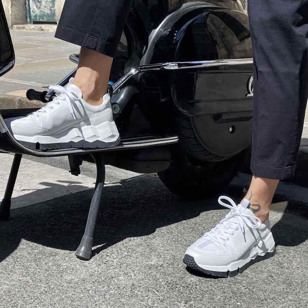 Pierre Hardy BASKETS STREET LIFE Cuir De Veau Blanc Avec Empiècement Noir