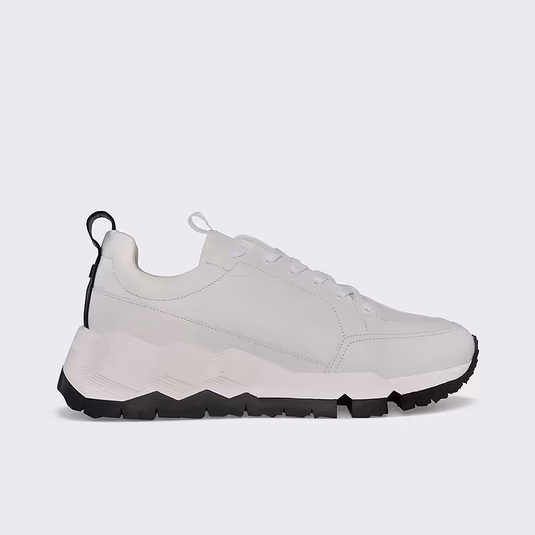 pierre hardy BASKETS STREET LIFE Cuir de veau blanc avec empiècement noir