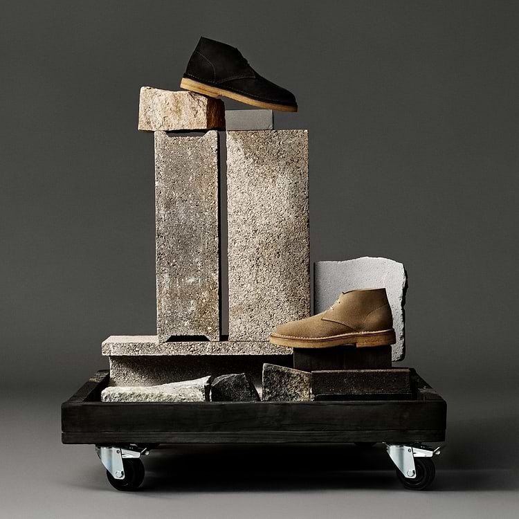 Pierre Hardy DESERT BOOTS ANTOINE Cuir De Veau Velours Sable