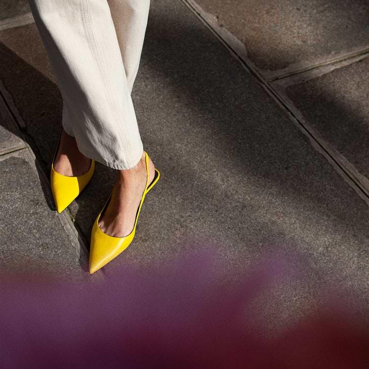 Pierre Hardy ESCARPIN SLINGBACK STELLA Cuir De Chevreau Jaune