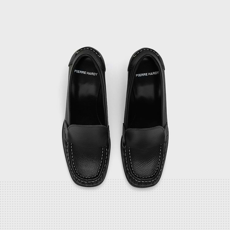 Pierre Hardy MOCASSIN À TALON ROMY Cuir De Chèvre Grainé Noir