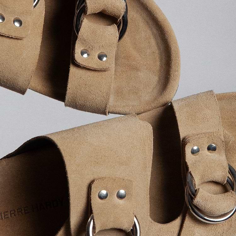 Pierre Hardy MULE PLATE BEACH RIDER Veau Velours Sable