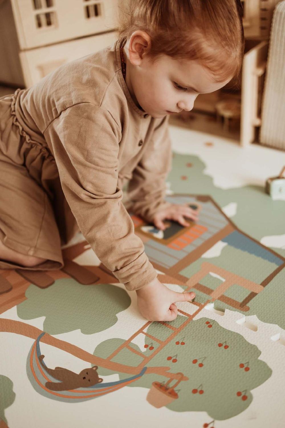 Play & Go EEVAA Treehouse Tapis Puzzle