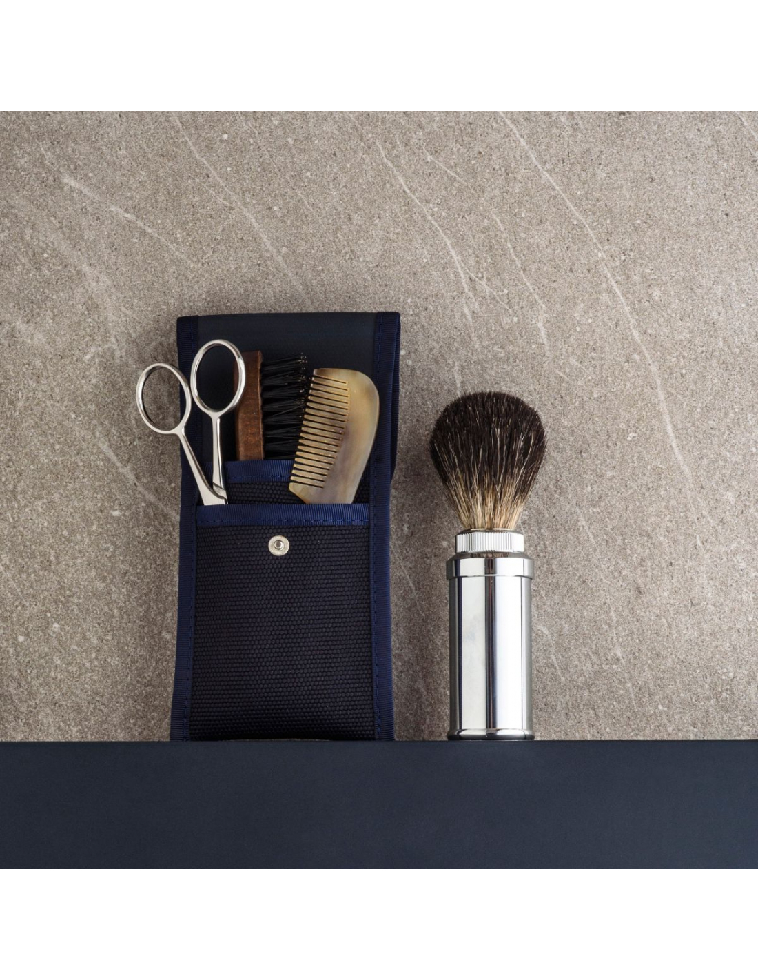 Plisson Trousse Barbe Et Moustache : Peigne Brosse Et Ciseaux