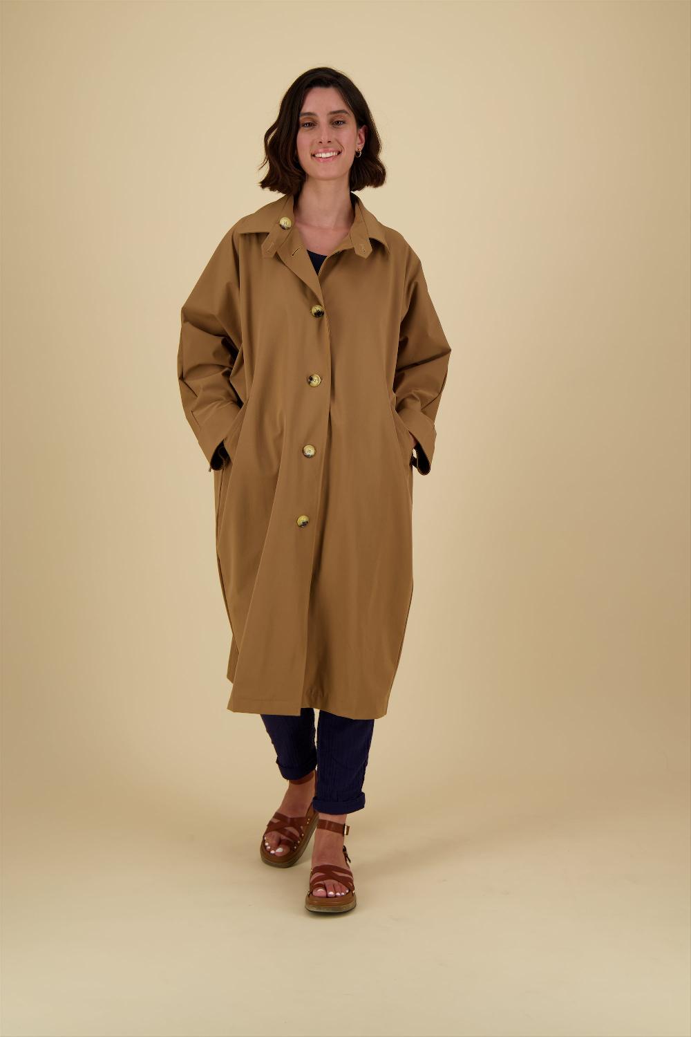 pret pour partir TRENCH DÉPERLANT VICTORIA EN POLYAMIDE BISTRETCH CARAMEL