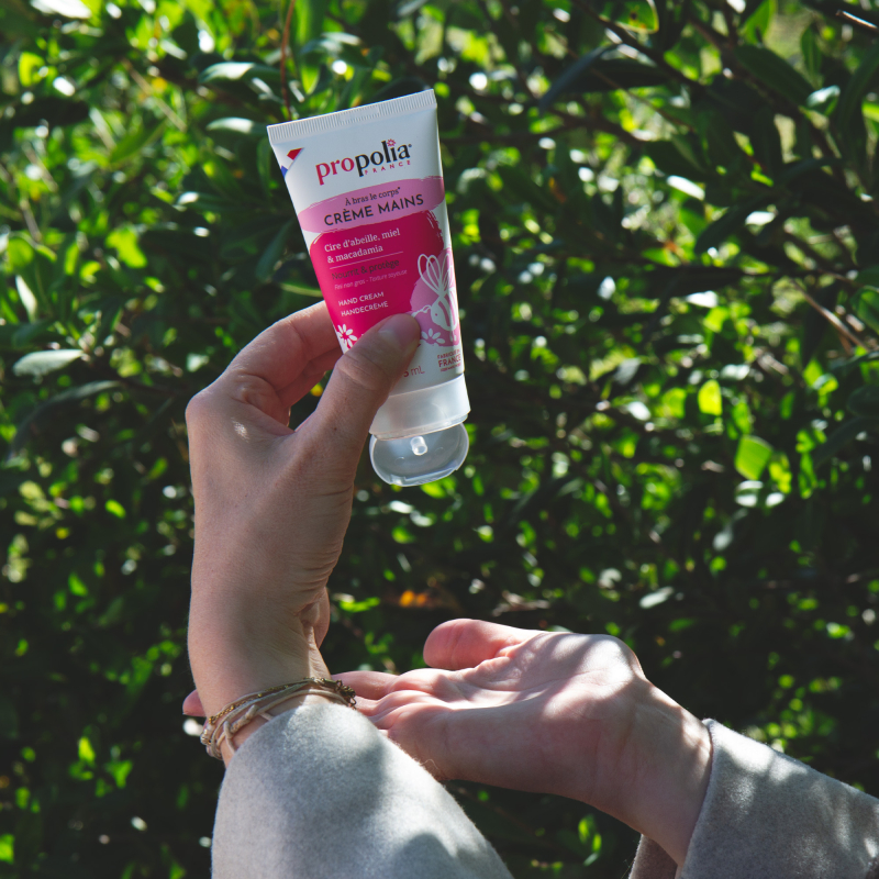 Propolia Crème Mains Certifiée Bio Cire D'abeille Miel & Macadamia