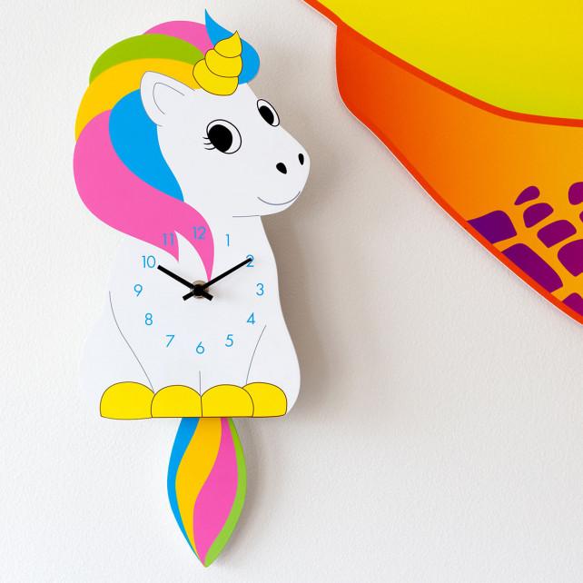 Pylones Horloge - Dancing Clock