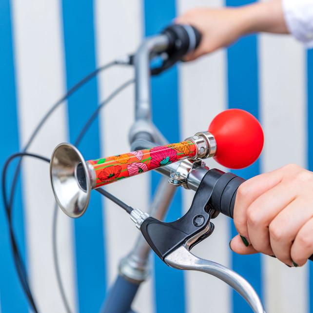 Pylones Klaxon - Pouet