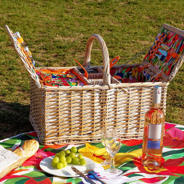Pylones Panier De Pique Nique - Déjeuner Sur L'herbe