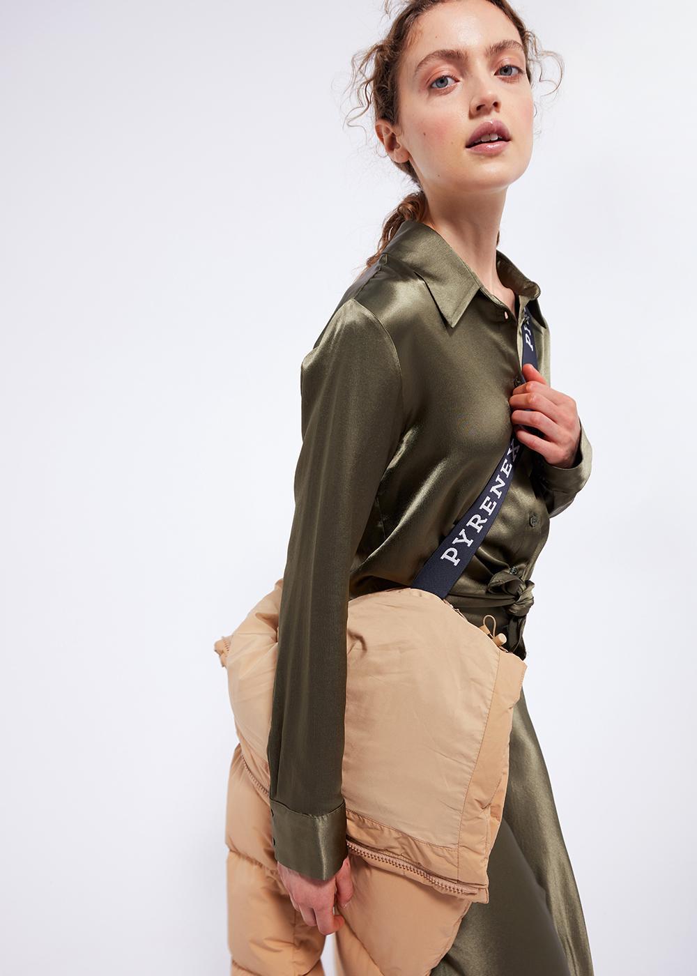 Pyrenex Doudoune Femme Pyrenex Harmonie à Capuche Enveloppante Iced Coffee