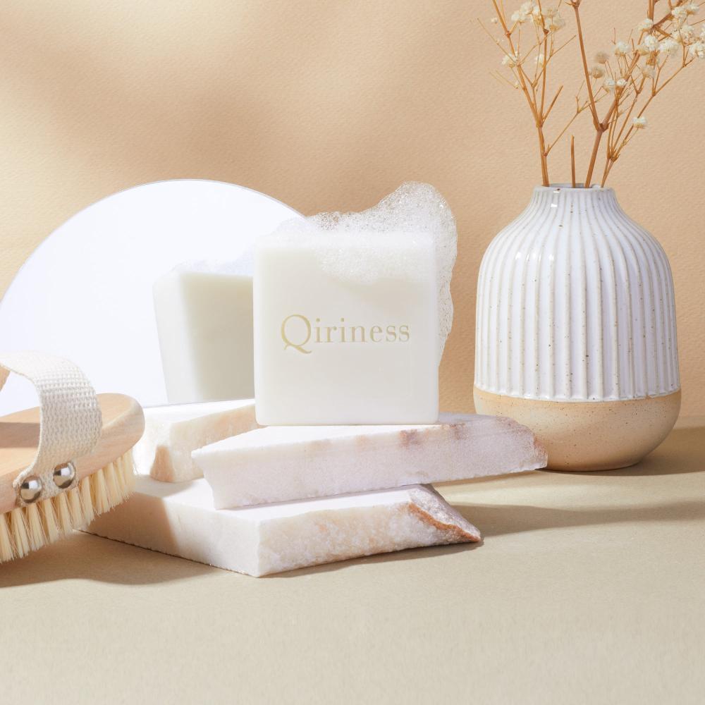 Qiriness Pain Nettoyant Visage Doux Beurre De Karité - Sans Savon