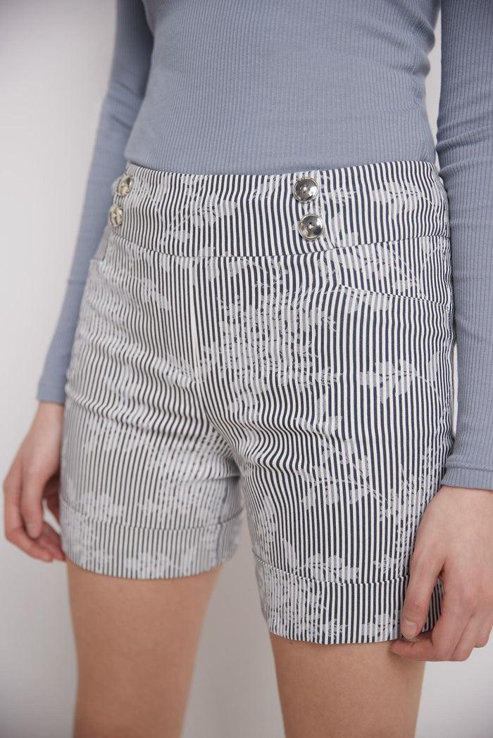 Rekucci Classic 6” Shorts With Cuffed Button Detail Flower-shadow-stripe