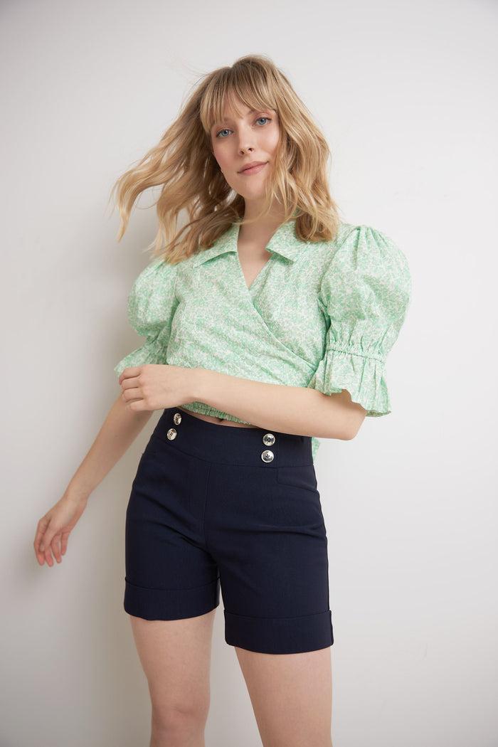 rekucci Classic 6” shorts with cuffed button detail navy