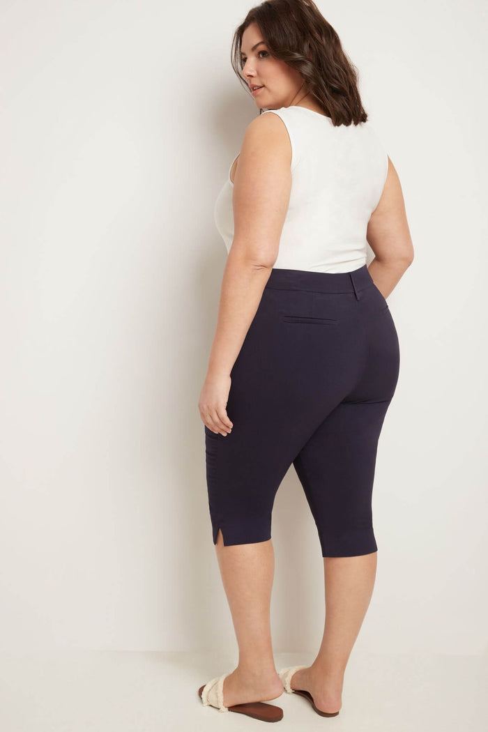 Rekucci Curvy Capri With Flattering Wide Waistband Navy