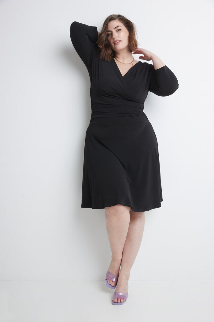 rekucci Curvy Form-Fitting Ruched Dress with Tummy Control black