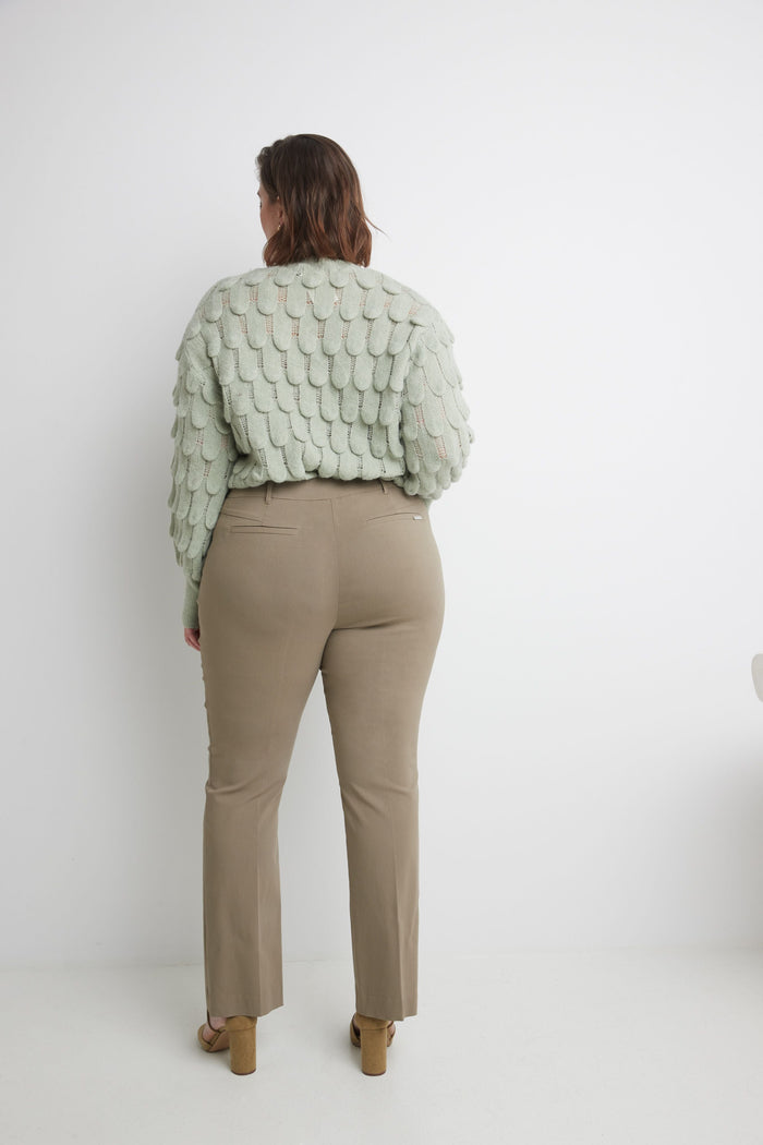 Rekucci Curvy Pull-on Barely Bootcut Classic Pants Oatmeal