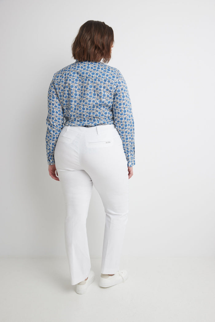 Rekucci Curvy Pull-on Barely Bootcut Classic Pants White