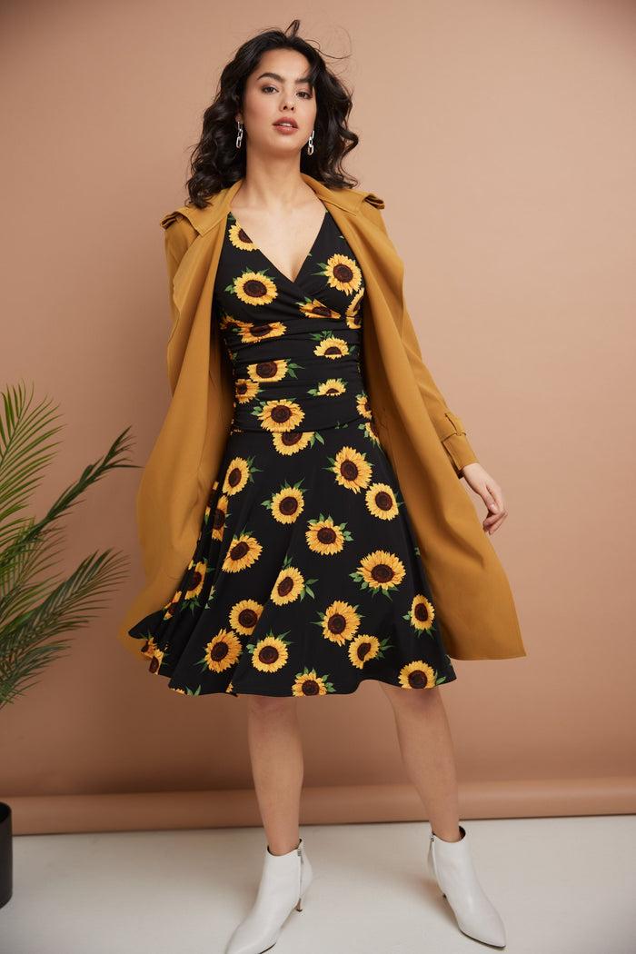 rekucci Form-fitting 3/4 Sleeve Dress with Ruching black-gold-sunflower