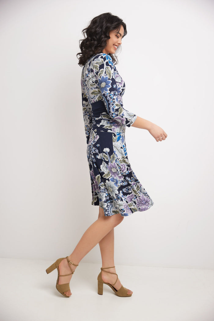 Rekucci Form-fitting 3/4 Sleeve Dress With Ruching Blue-floral