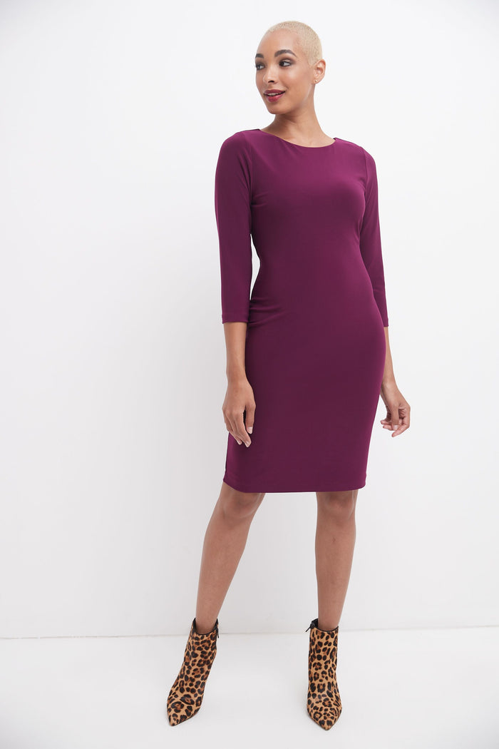 rekucci Form-Fitting Shift Dress with 3/4 Sleeves wine