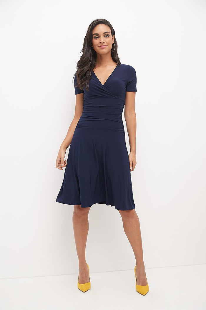 Rekucci Form-fitting Short Sleeve Dress With Ruching Navy