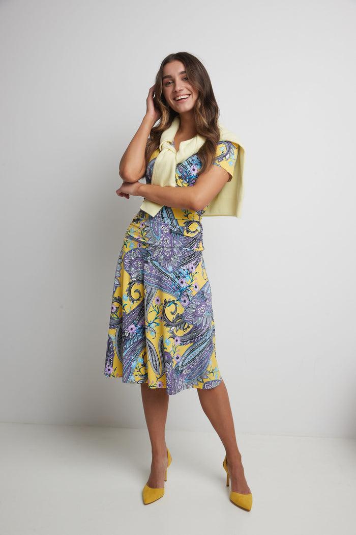 rekucci Form-fitting Short Sleeve Dress with Ruching sunshine-paisley