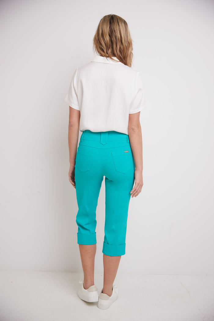Rekucci Chic Capri With Classic Cuffed Hem Aqua