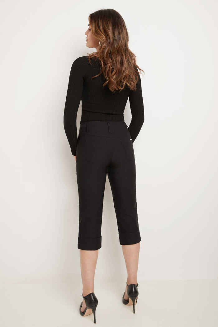Rekucci Chic Capri With Classic Cuffed Hem Black