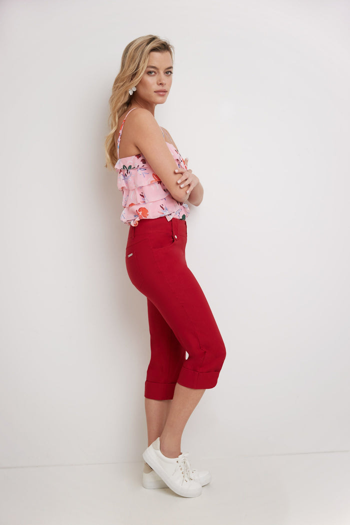 Rekucci Chic Capri With Classic Cuffed Hem Red