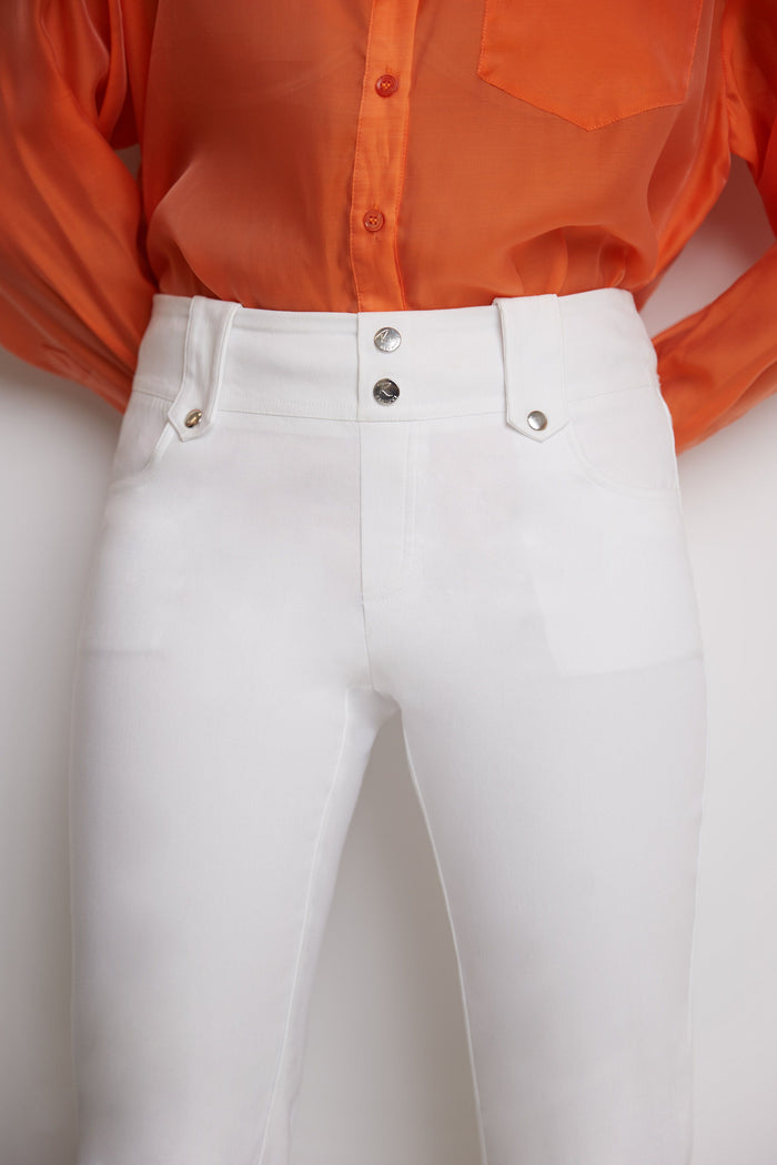 Rekucci Chic Capri With Classic Cuffed Hem White