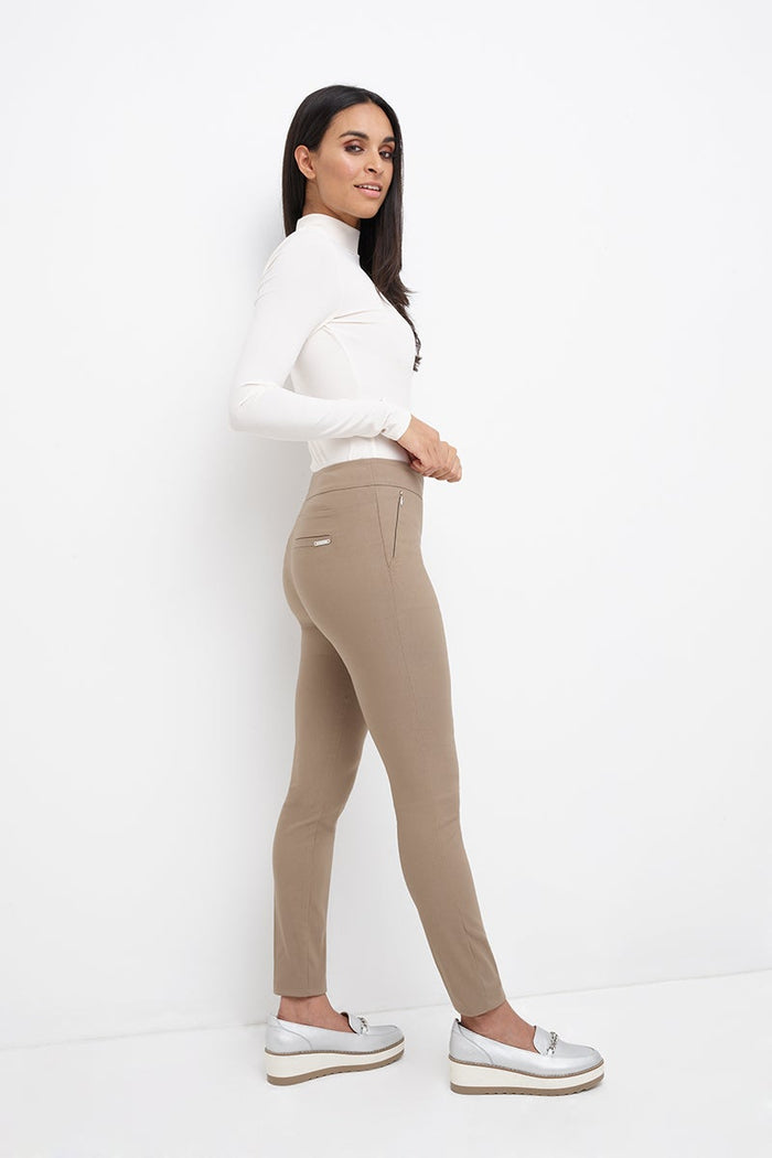 rekucci Pull-on skinny pants oatmeal