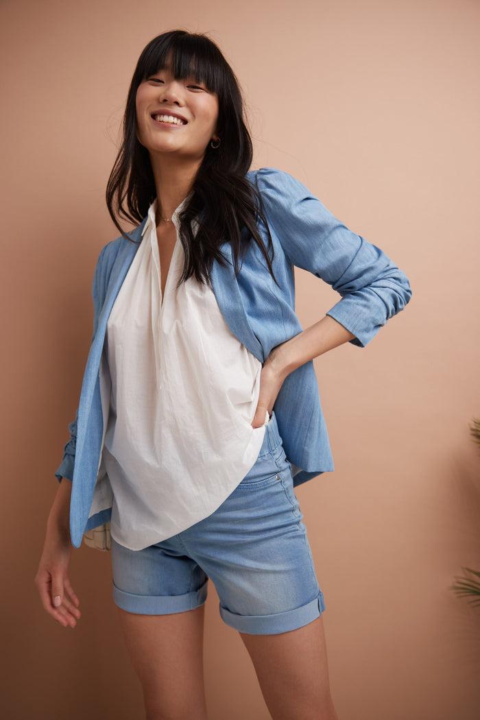 rekucci Rekucci Women's 5 inch Pull-On Jean Short with Slim Cuff light-wash