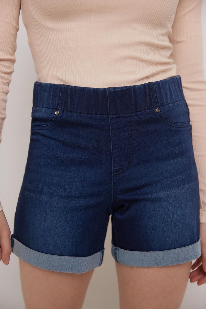 Rekucci Rekucci Women's 5 Inch Pull-On Jean Short With Slim Cuff Ink-sandblast